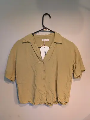 Salt//Mud Deer Field Cropped Buttonup — view 2
