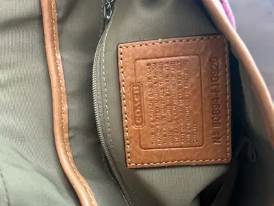 Coach Vintage F10926 Soho Y2K Pink Signature C Canvas Leather Shoulder Bag — view 5
